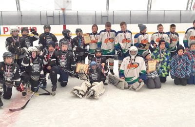 Новосибирские хоккеисты побывали на убинском льду