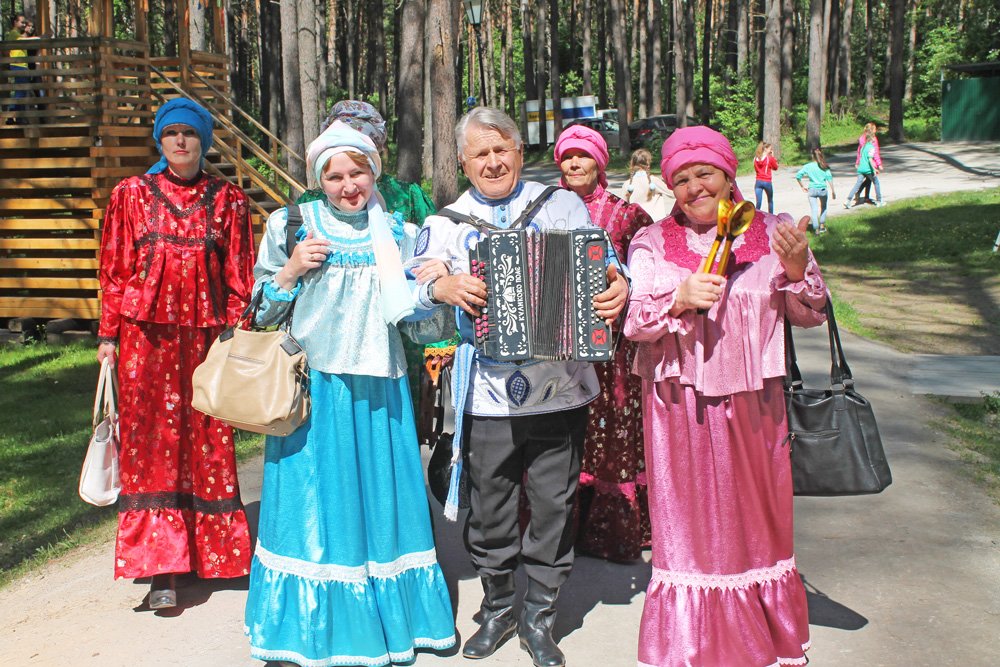 В очередной раз наш земляк-гармонист побывал на фестивале в Кемеровской области