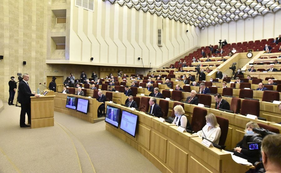 В предварительный план 2022 года включено исполнение 679 депутатских наказов на общую сумму более 10 млрд рублей