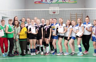 В Убинском районе прошёл турнир по волейболу «Летающий мяч»