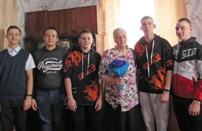 Учитель Владимировской школы Т. И. Сидорова отмечает юбилей