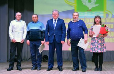Практически единогласно работу Главы района О. Ф. Конюка депутаты признали удовлетворительной