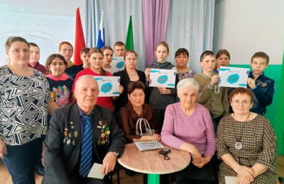 Лекторская группа ветеранов педагогического труда посетили Пешковскую и Крещенскую школы