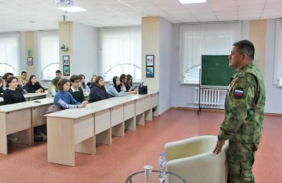 Обучение не прекращал даже в боевой обстановке