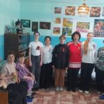 Убинские музыканты поздравили ветеранов труда