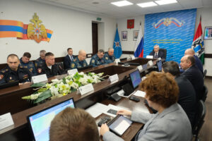 Андрей Травников поставил задачу обеспечить безопасность новосибирцев на воде