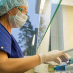 Врач-бактериолог: Основной фактор формирования устойчивости к антибиотикам – нарушение режима приема лекарств