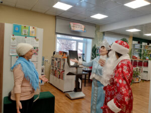 Библиотечный Дед Мороз порадовал убинских читателей