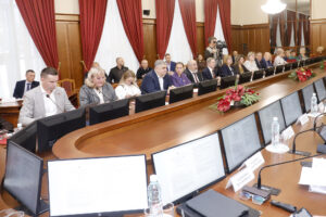 Первичное звено: что строить будем?