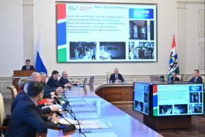 Губернатор Андрей Травников: Нам удалось организовать уникальную систему доставки помощи в зону СВО – ей пользуются тысячи волонтеров-добровольцев