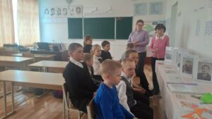 В Александроневской школе Убинского округа вспоминают детей войны