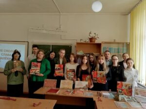 Ученики Убинской «второй» школы почтили память павших воинов