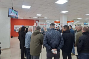 «Герои НовоСибири» предложили расширить практику предоставления мер поддержки ветеранам СВО в электронной форме на базе МФЦ региона
