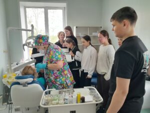 Александроневские школьники побывали в Убинской ЦРБ