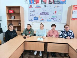 Родительская гостиная в Пешковской школе: учимся понимать чувства подростков