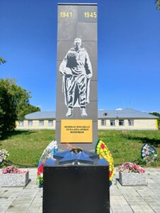 В селе Кундран на памятнике воинам землякам зажгли Вечный огнь