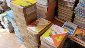 Готовимся к новому учебному году: учебники уже в пути